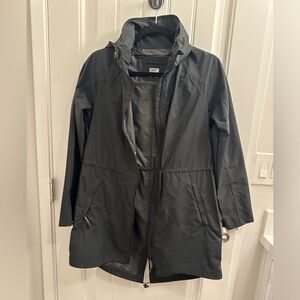 32 Degree Cool water resistant Jacket